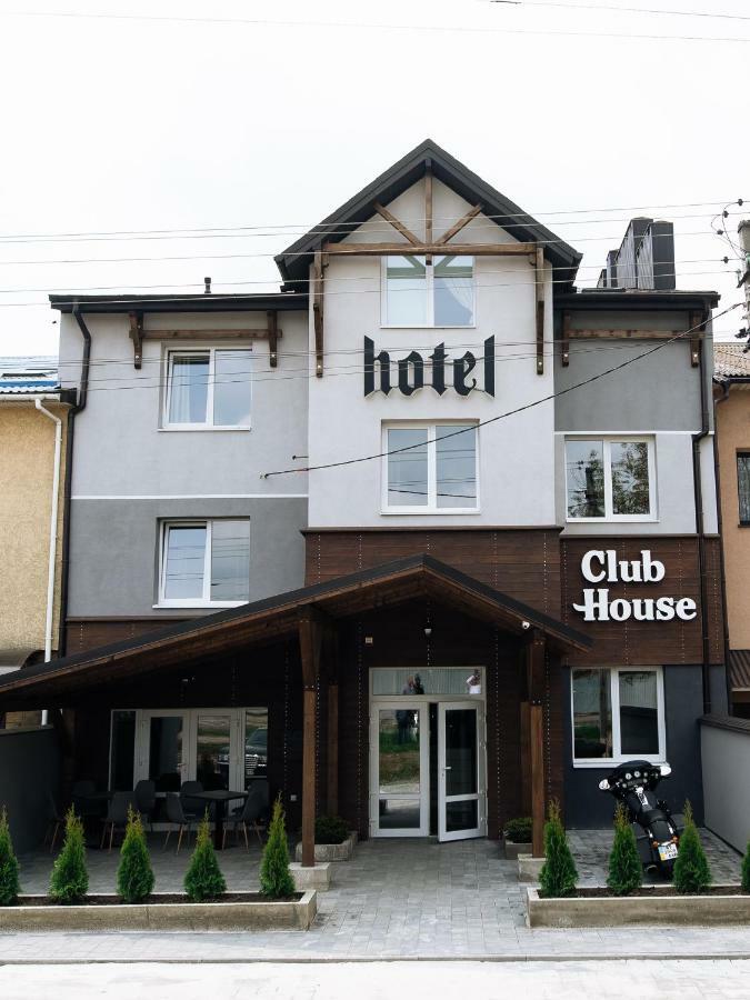 Hotel Clubhouse Iwano-Frankiwsk Exterior foto