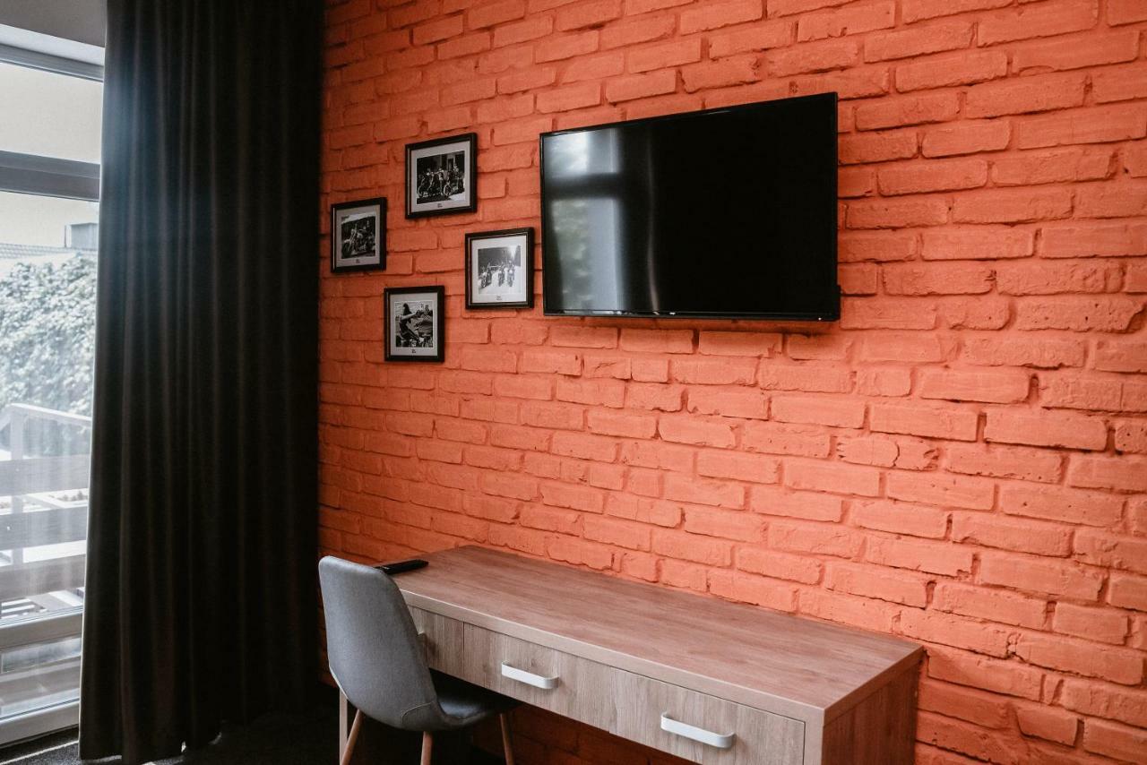 Hotel Clubhouse Iwano-Frankiwsk Exterior foto